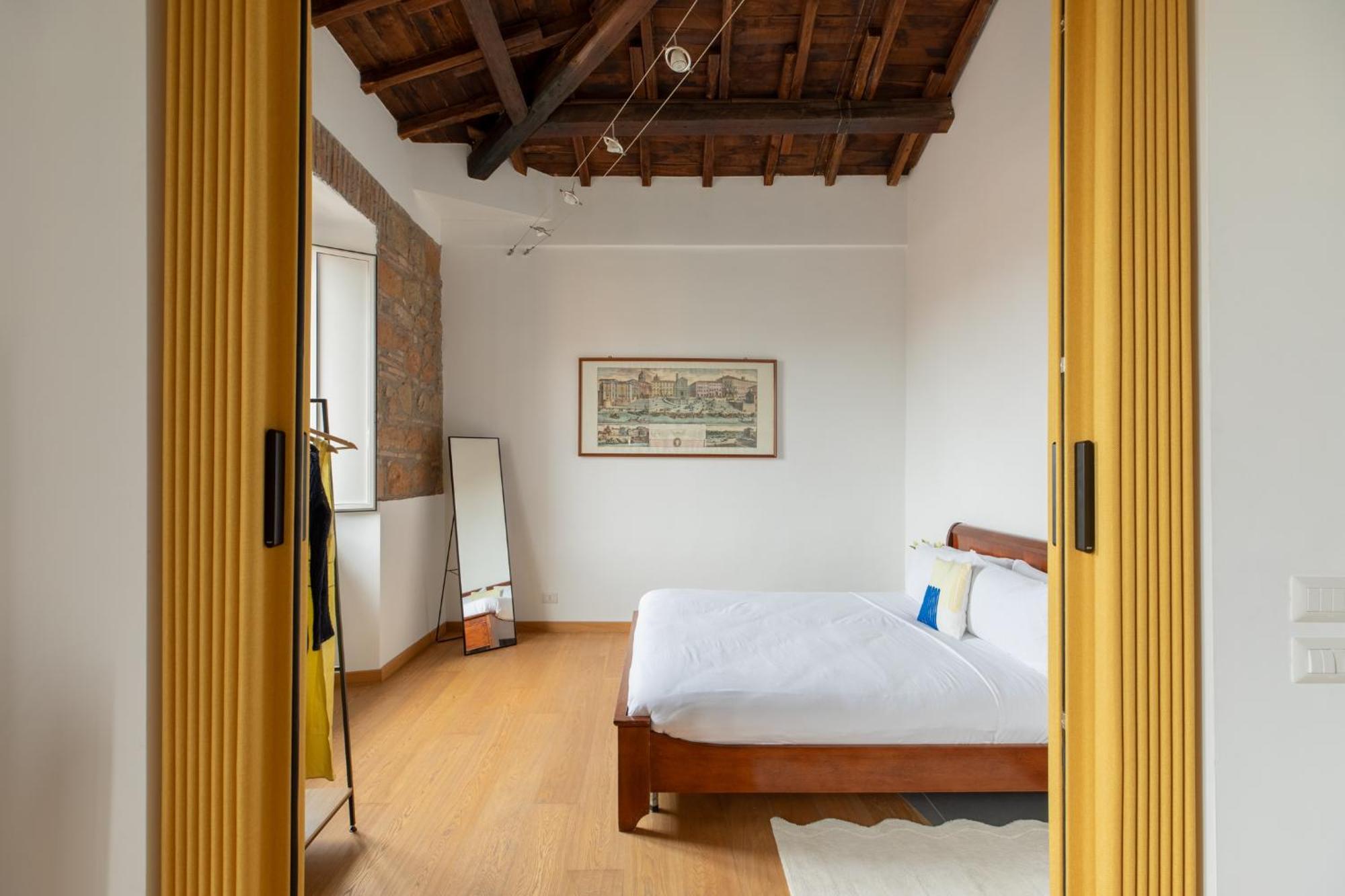 Iflat Minimal Design In The Heart Of Roma