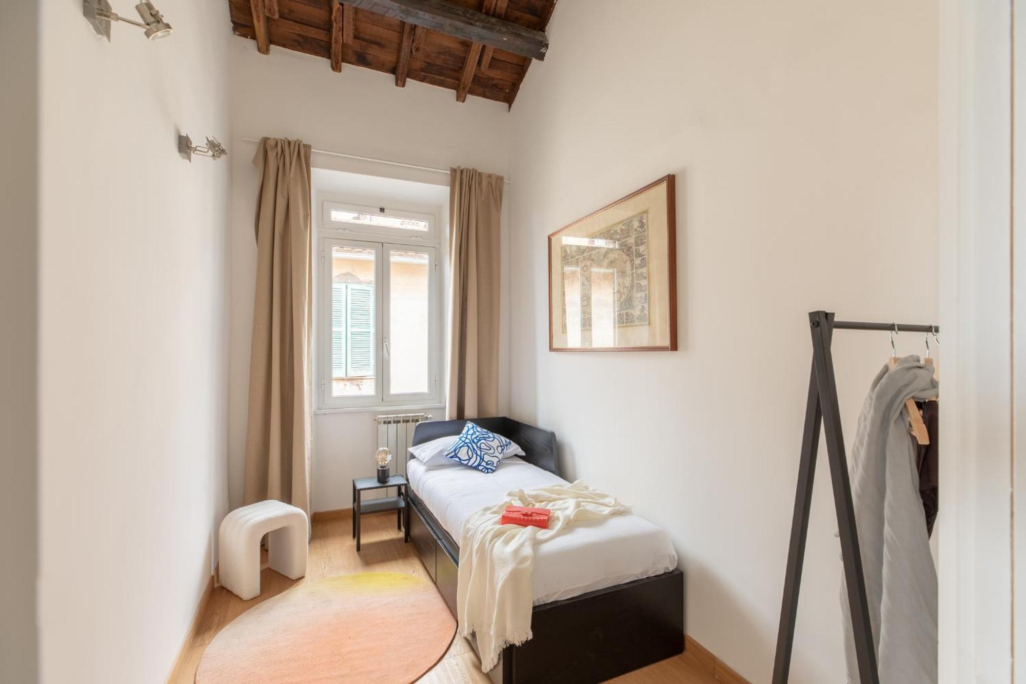 Iflat Minimal Design In The Heart Of Apartamento Roma
