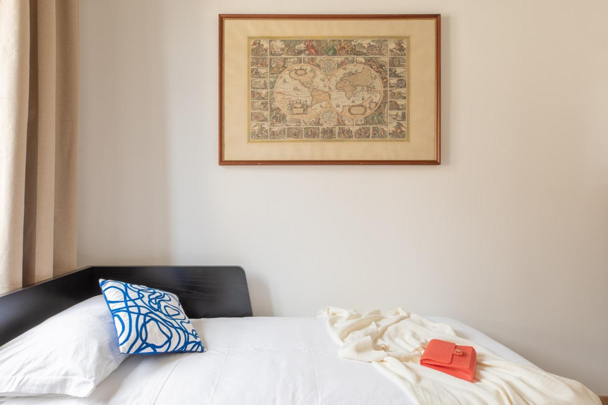 Iflat Minimal Design In The Heart Of * Roma