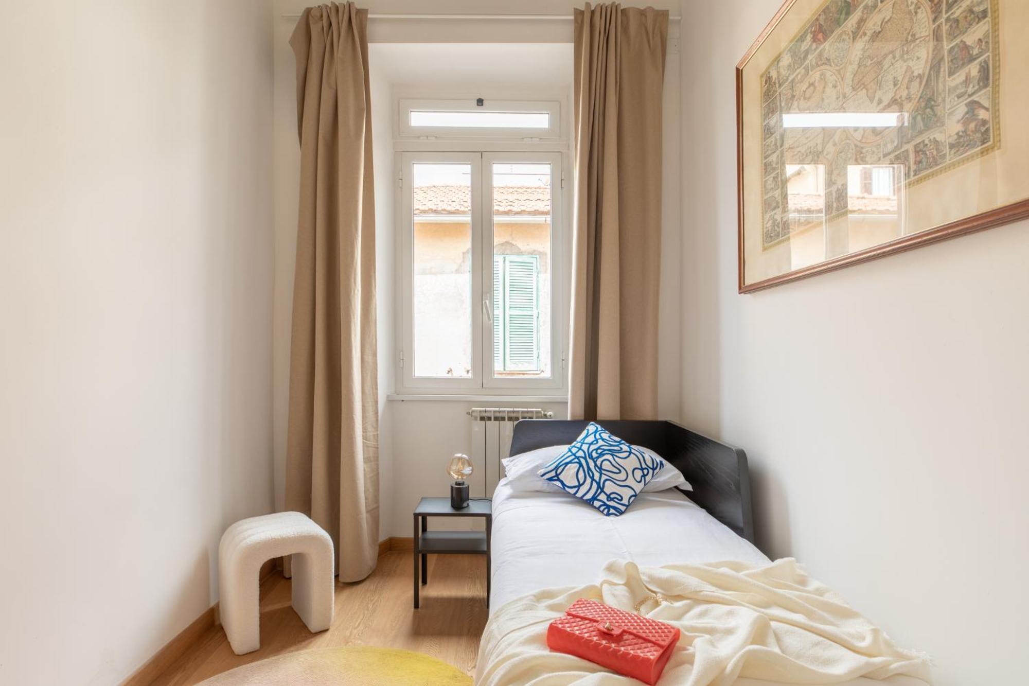 Iflat Minimal Design In The Heart Of Roma